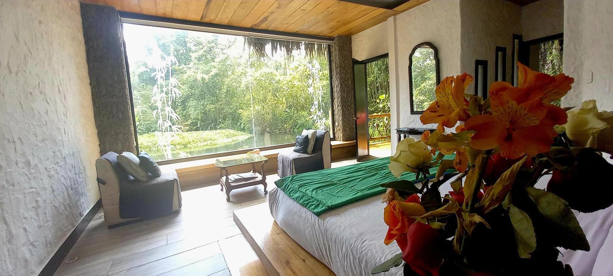Cantalarana Lodge Mindo Rum bild